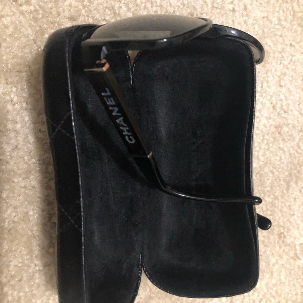 CHANEL Sunglasses